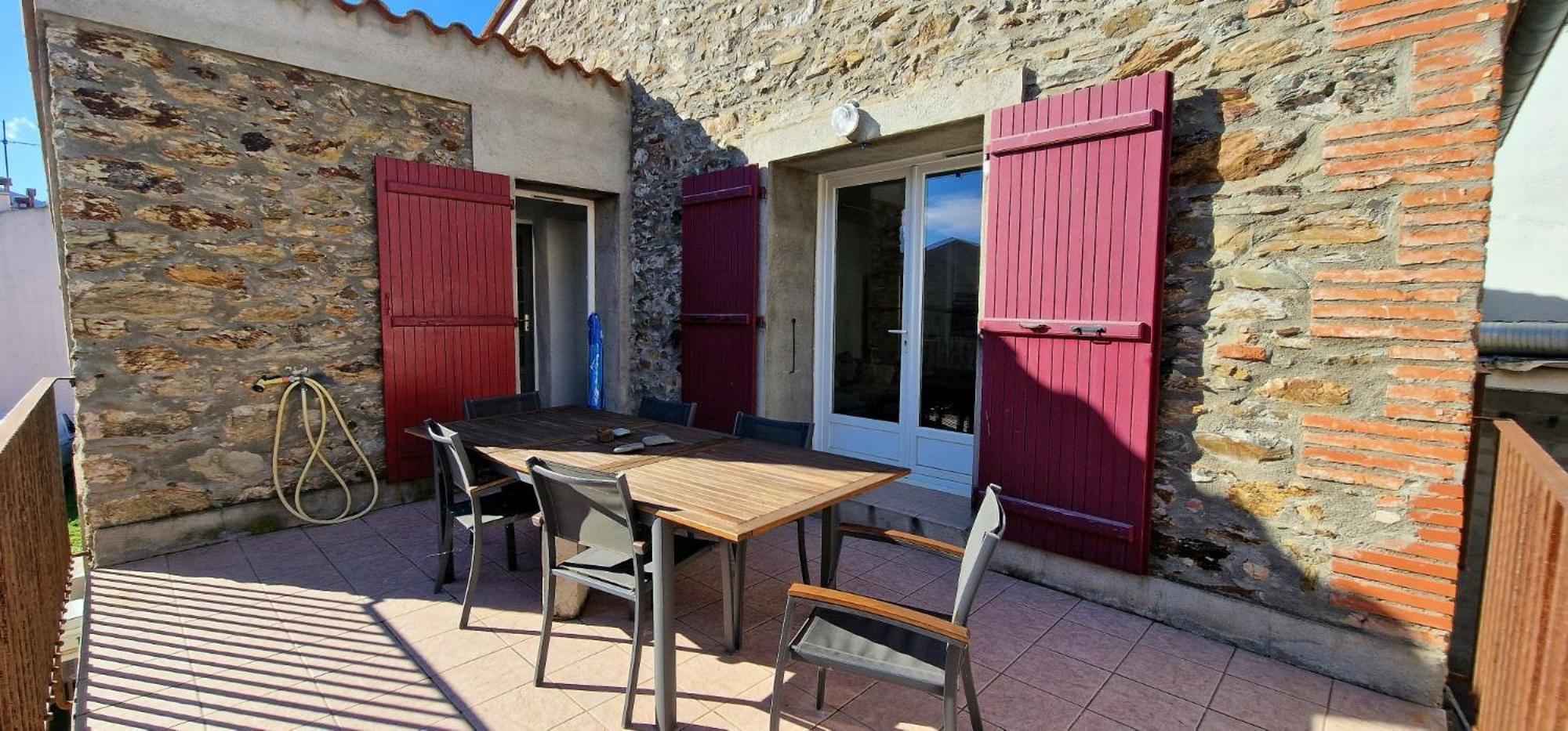 Maison Proche Clim Terrasse Parking Holiday home